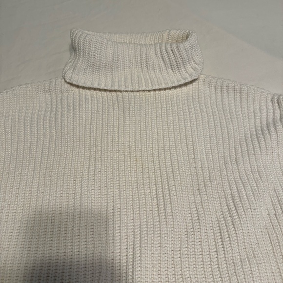 Abercrombie & Fitch white knit turtleneck sweater size L - Picture 2 of 4